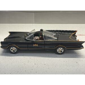 Batman Batmobile 1:24 w/Robin 9 Inches Jada‎ Toys 2 Items